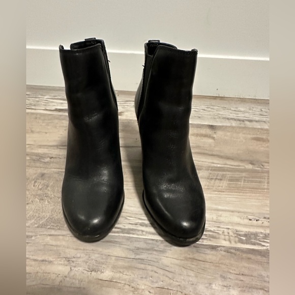 ALDO boots size 6 - Picture 2 of 3